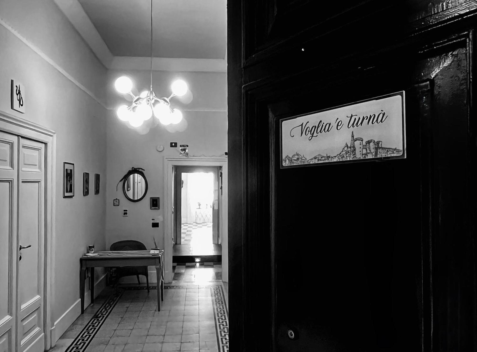 Hotel Voglia 'E Turna Neapel Exterior foto